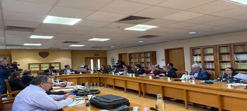 doc202512039484547epitropi_paidias-thumb