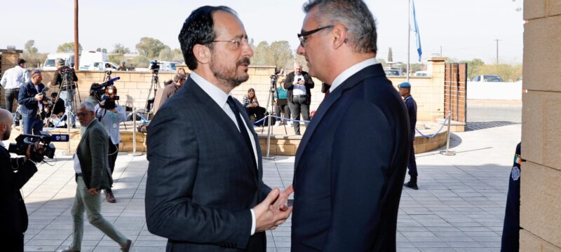 eikosalepto-monoi-synantisi-ptd-erxiourman-e1763650145431