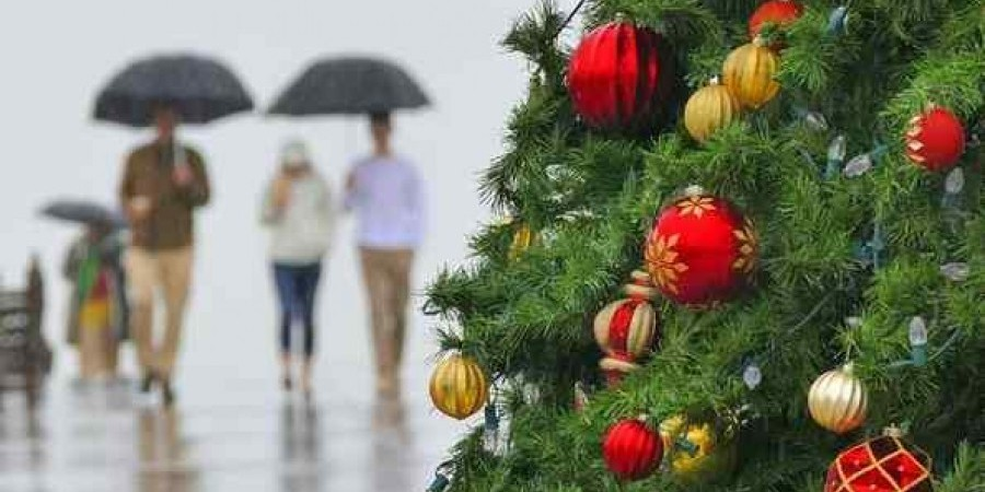 Βροχερός ο καιρός τα Χριστούγεννα με καταιγίδες και χαλάζι