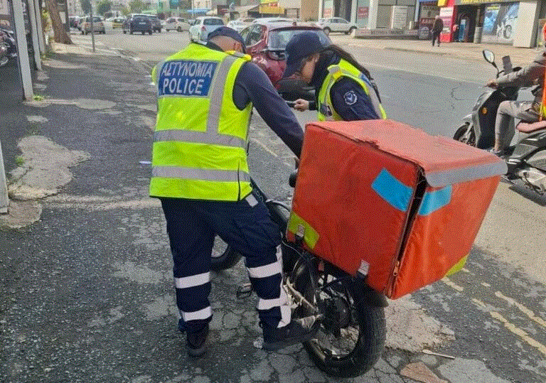 Συντονισμένοι έλεγχοι σε e-ποδήλατα: Τι εντοπίστηκε από την Αστυνομία
