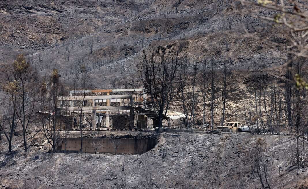 ΑΚΕΛ σε Κεραυνό: Ζητά μειωμένο συντελεστή ΦΠΑ 5% για ανακατασκευή πρώτων κατοικιών πυρόπληκτων
