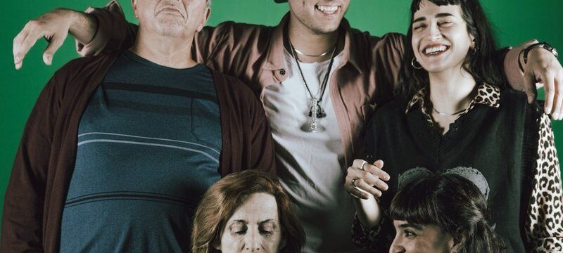 polyelaios.2e16d0ba.fill-1375×729.width-800