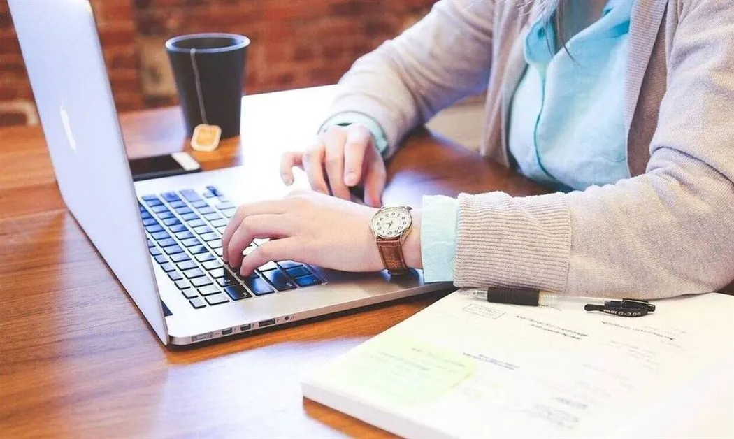 Η Ολομέλεια έκανε αποδεκτή την αναπομπή του ΠτΔ για την τηλεργασία στο δημόσιο