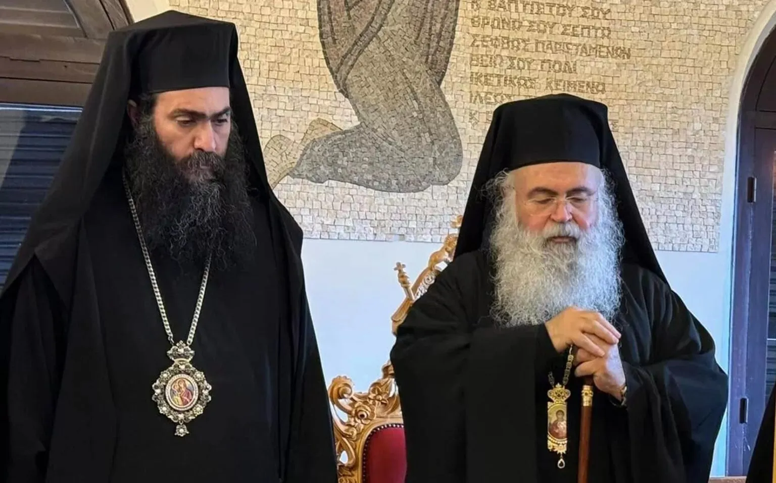 Υποστηρικτές Τυχικού: Συνδέουν την «καρατόμηση» με το ρήγμα Μόσχας – Φαναρίου