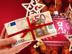 xristougenniatikodwrolefta