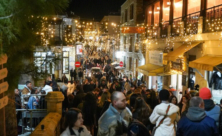 ΛΕΥΚΑΡΑ – ΧΡΙΣΤΟΥΓΕΝΝΙΑΤΙΚΟ ΧΩΡΙΟ