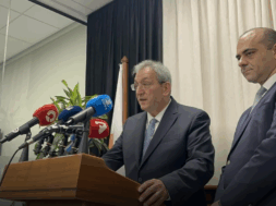 ΜΟΥΣΙΟΥΤΤΑΣ 1