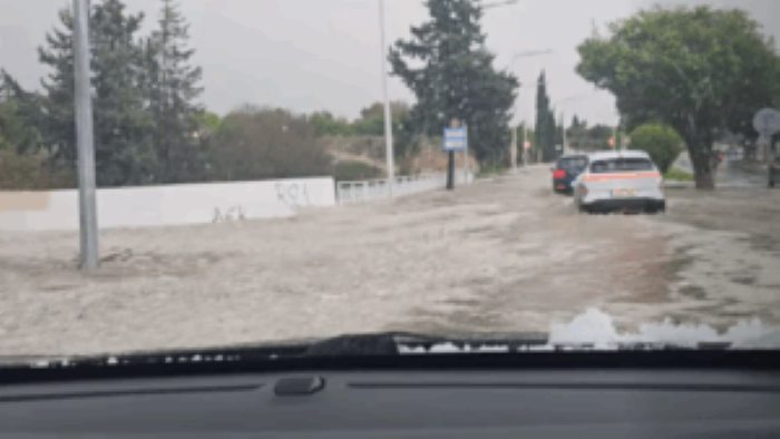 Κακός χαμός από την κακοκαιρία: Τρέχει η πυροσβεστική, έστησε συνεργεία πλημμύρων -Έγινε ανάκληση προσωπικού