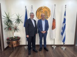 Συνάντηση με πρέσβη Ιράν (1)