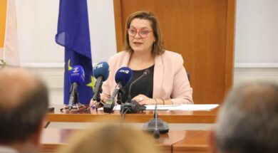 ΥΠΟΥΡΓΟΣ ΠΑΙΔΕΊΑΣ ΑΘΗΝΑ ΜΙΧΑΗΛΊΔΟΥ Κ