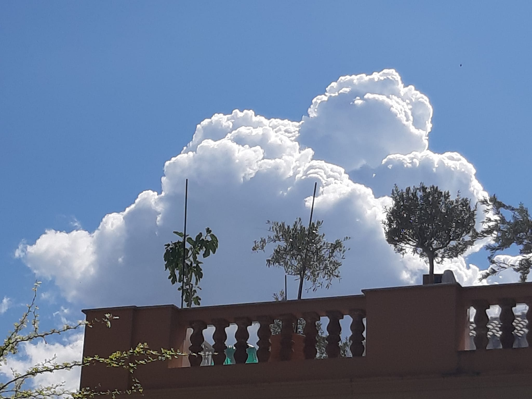 Αίθριος σήμερα ο καιρός – Έρχεται αισθητή πτώση θερμοκρασίας