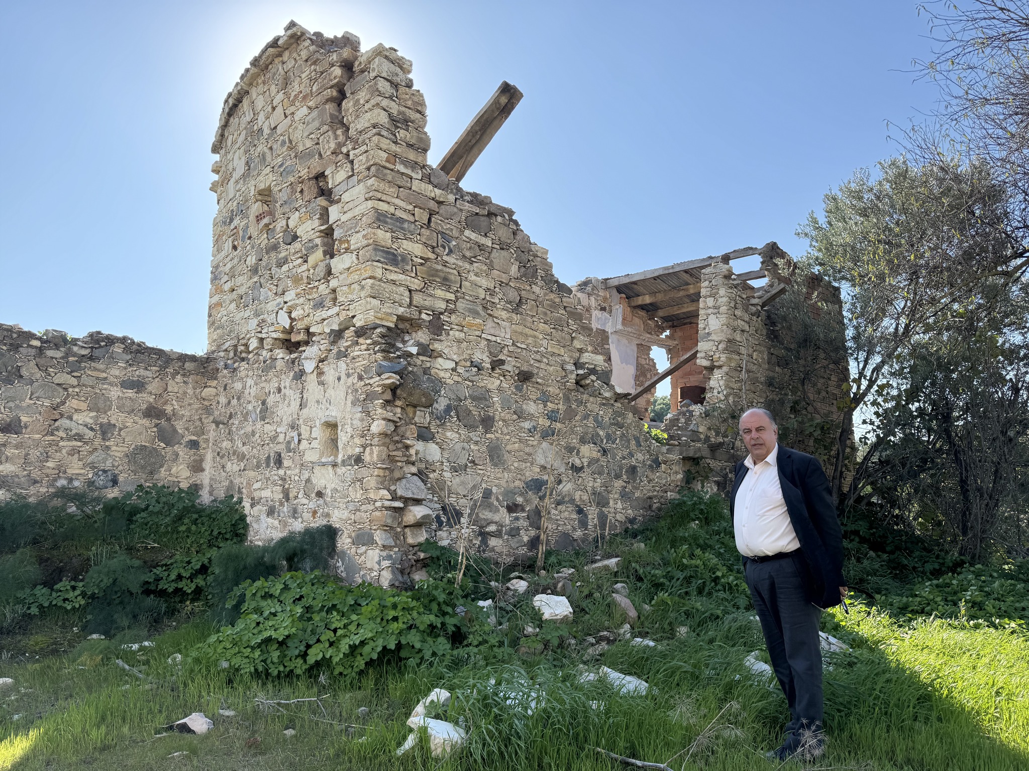 Αλαλούμ με τις Τ/κ περιουσίες στα Λεύκαρα – «Ζήτησαν από έγκυο 15.000» (βίντεο)