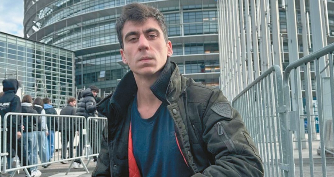 Φειδίας: Αποκάλεσε πελλούς τους αθλητές μας με νοητική αναπηρία (Βίντεο)