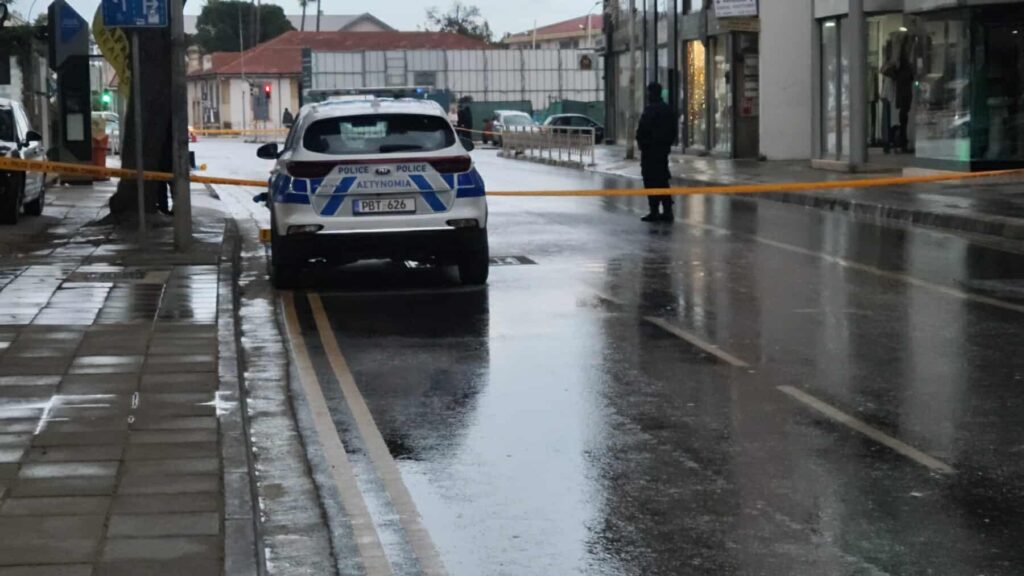 Χειροπέδες σε 5 άτομα για τη συμπλοκή με τσεκούρια και πυροβολισμούς