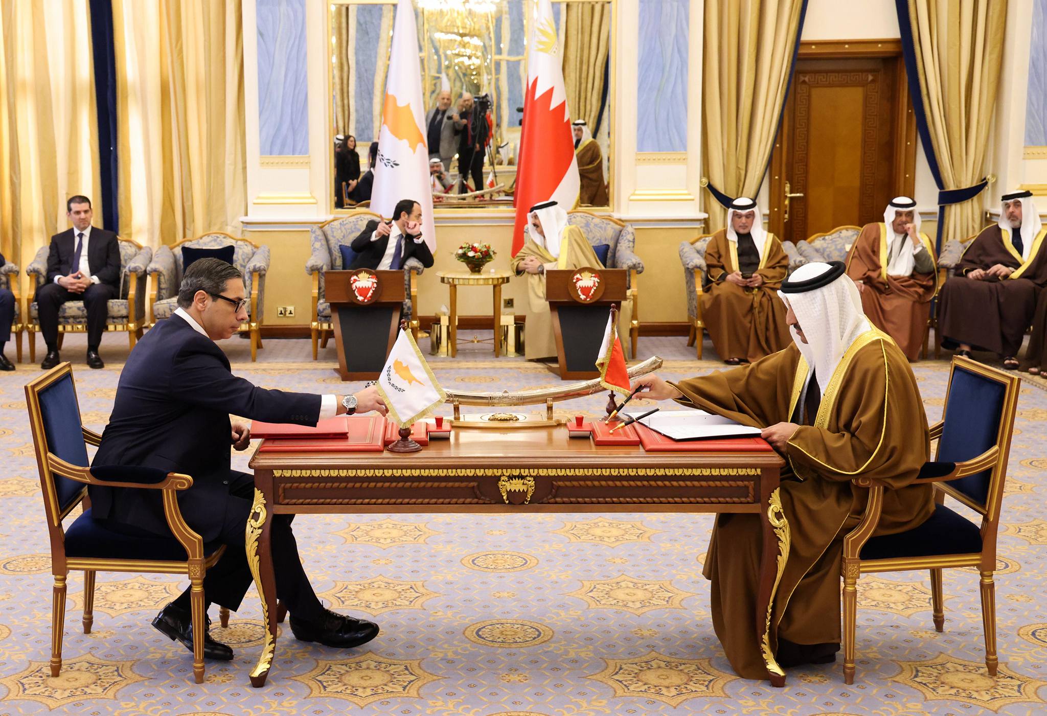 Υπογραφή Μνημονίου Συνεργασίας σε Θέματα Εκπαίδευσης  Έρευνας και Διάσωσης μεταξύ Κύπρου – Μπαχρέιν με εκπαιδευτικά προγράμματα από το ΚΣΕΔ Λάρνακας  (φώτο)