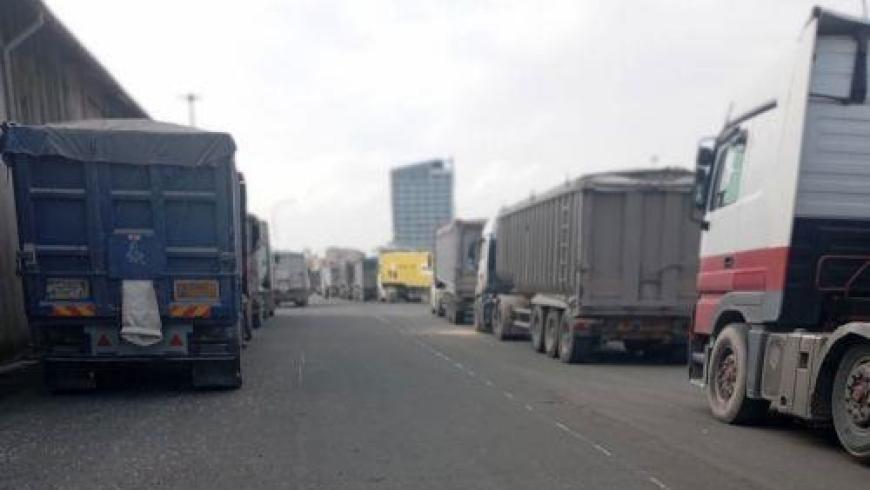 Στάση εργασίας επαγγελματιών οδηγών που δραστηριοποιούνται στο λιμάνι Λάρνακας