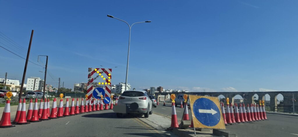 Για τρεις μήνες κλείνει τμήμα του κύριου δρόμου Καμάρες – Καλού Χωριού στο πλαίσιο του μεγάλου αντιπλημμυρικού έργου