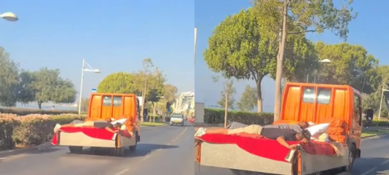 87989898989789-thumb