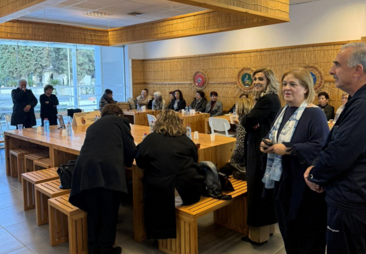 Μέλη και φίλες του Φιλανθρωπικού Σωματείου Αξιον Έστί έκοψαν την Βασιλόπιττα στο Μουσείο Μνήμης Καλαμουργικής στο Δ. Δ. Λιβαδιών  (φώτο)