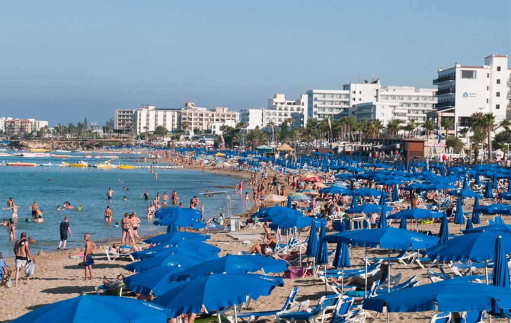 Στα €3,6 δισ. τα έσοδα από τουρισμό το εννιάμηνο 2025 – Νέο ρεκόρ