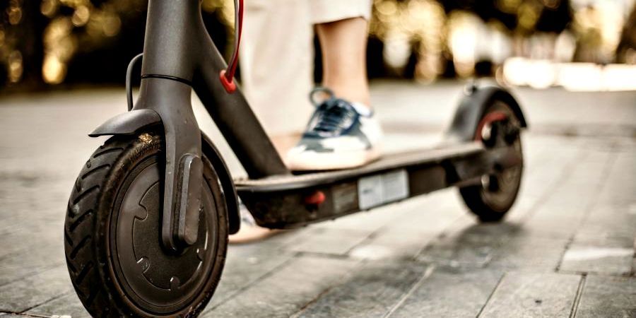 «Ωρολογιακές βόμβες» στους δρόμους της Κύπρου τα σκούτερ: Τι λέει η Αστυνομία