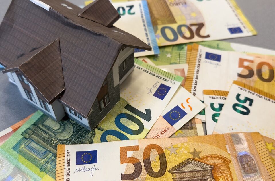 Τέλος στην πληρωμή του ενοικίου με cash φέρνει η φορολογική μεταρρύθμιση