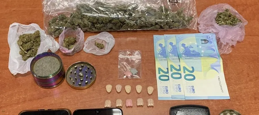 Λεμεσός: Συνελήφθη 25χρονος για παράνομη κατοχή ναρκωτικών και εκρηκτικών υλών