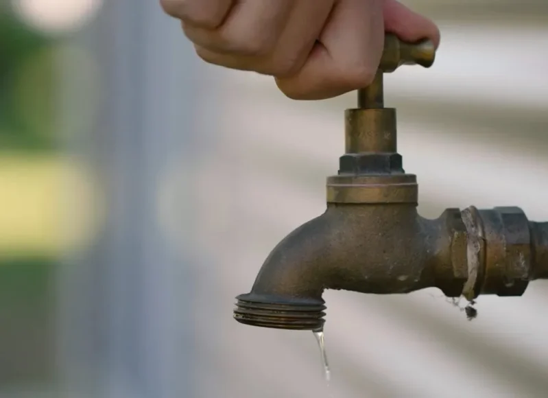 leipsydria-anomvria-nero