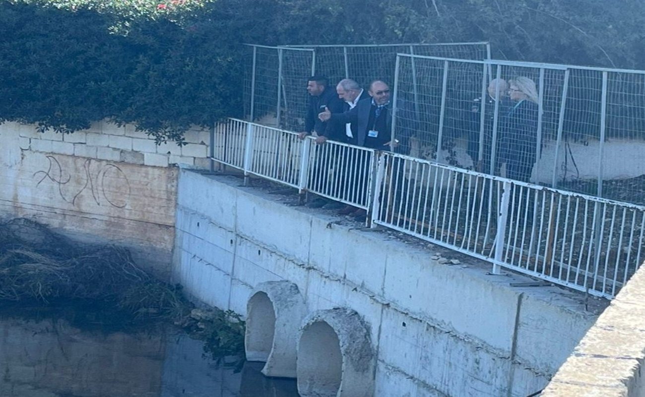 Άμεση η ανάγκη κατασκευής αντιπλημμυρικών έργων σε Παραλίμνι – Δερύνειας – Οι έντονες βροχοπτώσεις ανήμερα Χριστουγέννων ανέδειξαν τις σοβαρές ελλείψεις