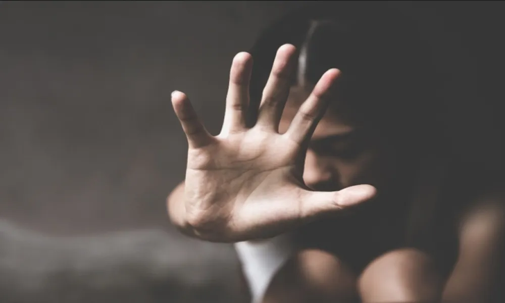 Φρίκη στη Λεμεσό: Κακοποιούσε σεξουαλικά 13χρονη στη βεράντα του σπιτιού της