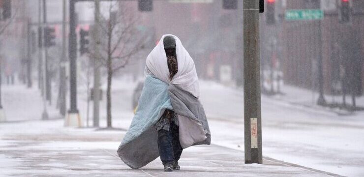 skynews-usa-weather-snow-st-louis_6004434-740×375