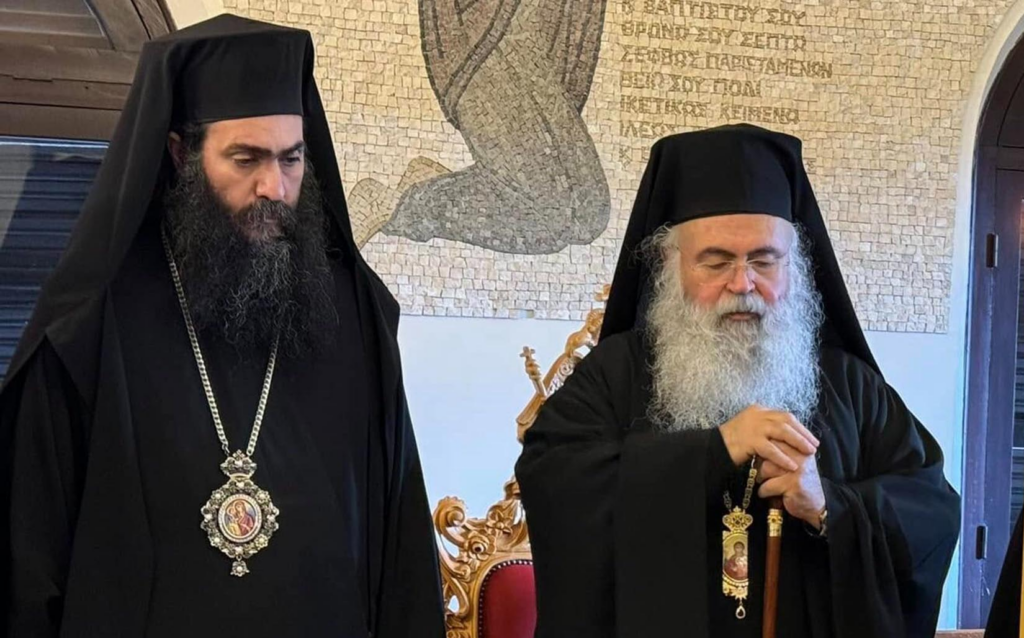 Αρχιεπίσκοπος: Διορία μέχρι τις 10:00 σε Τυχικό να παραδώσει το διαμέρισμα