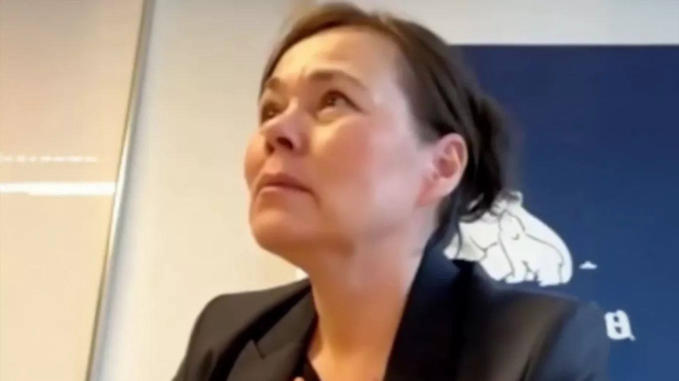 Γροιλανδία: Έβαλε τα κλάματα η Υπουργός Εξωτερικών της μετά τη συνάντηση με τον Τραμπ – Ήταν σε ζωντανή σύνδεση (βίντεο)