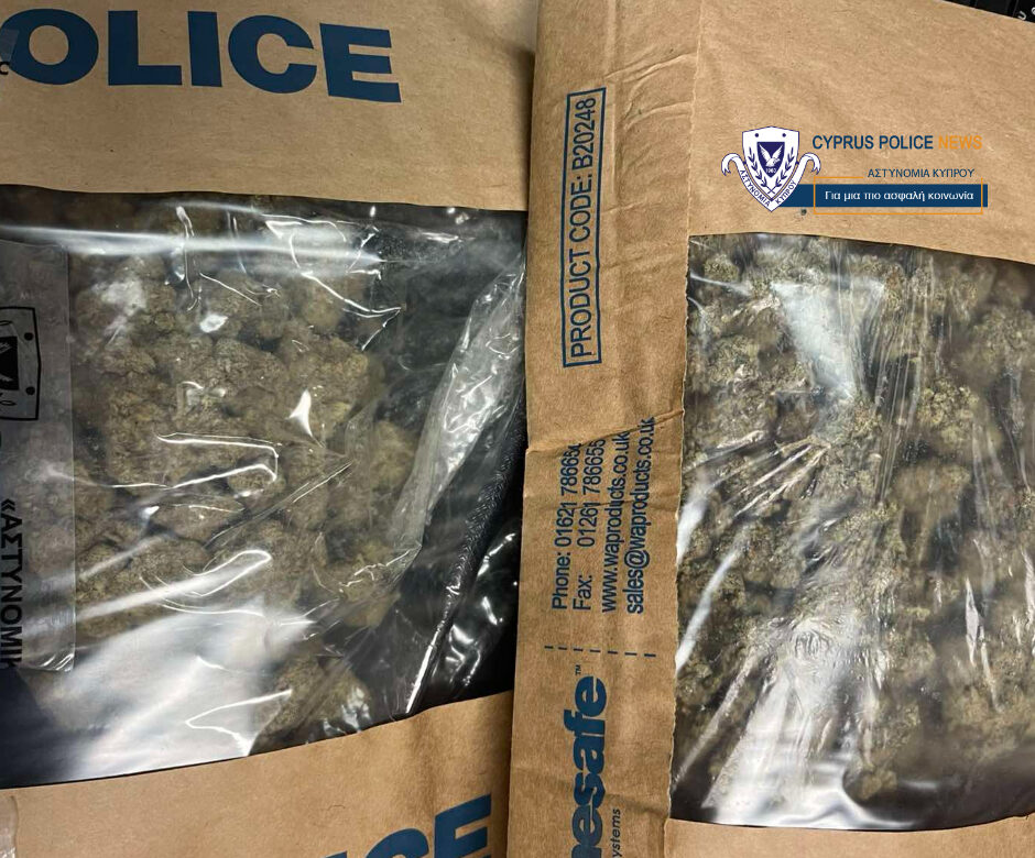 Με κοκαΐνη και ρόπαλο στο όχημα ο 23χρονος, δείτε φωτογραφίες από τα 2kg κάνναβης που έκρυβε σπίτι του