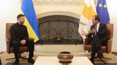 zelenski-proedriko-xristodoylides