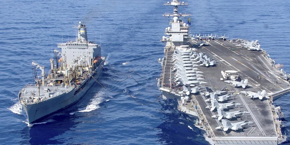 Μαζεύει αεροπλανοφόρα στην Μ. Ανατολή ο Τραμπ, δεν αποκλείεται ένα χτύπημα στο Ιράν