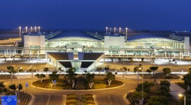 αεροδρομιο λαρνακας