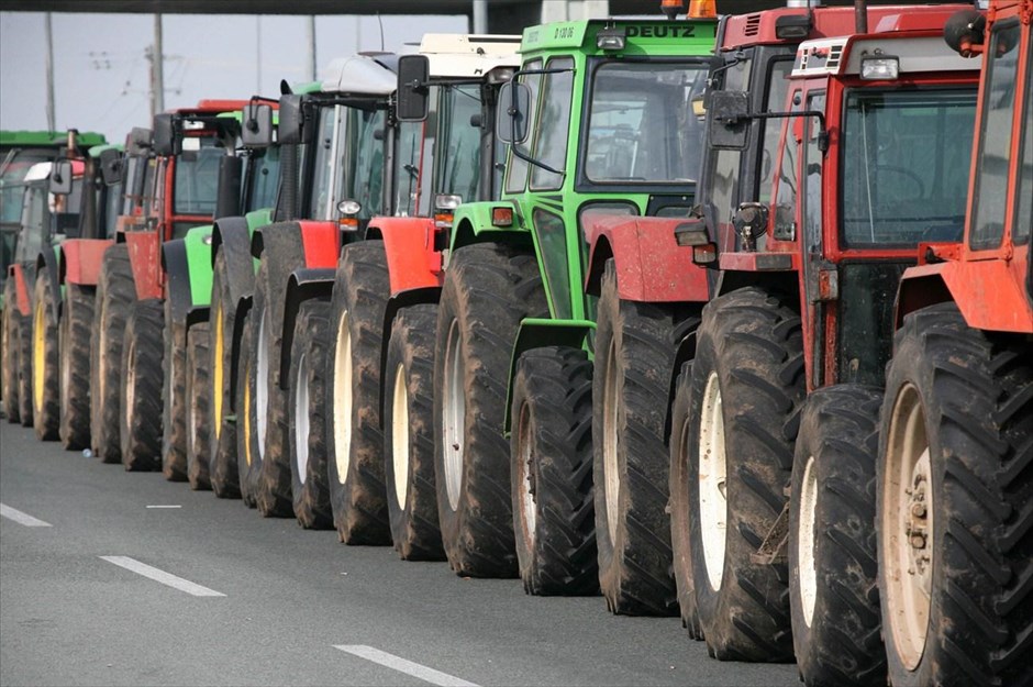 &Pi;ί&sigma;&tau;&omega;&sigma;&eta; &chi;&rho;ό&nu;&omicron;&upsilon; &alpha;&pi;ό &tau;&omicron;&upsilon;&sigmaf; &alpha;&gamma;&rho;ό&tau;&epsilon;&sigmaf;: &Alpha;&nu;&alpha;&beta;ά&lambda;&lambda;&omicron;&nu;&tau;&alpha;&iota; &pi;&rho;&omicron;&sigma;&omega;&rho;&iota;&nu;ά &tau;&alpha; &mu;έ&tau;&rho;&alpha; &mu;&epsilon;&tau;ά &tau;&eta; &sigma;&upsilon;&mu;&phi;&omega;&nu;ί&alpha; &mu;&epsilon; &tau;&eta;&nu; &Upsilon;&pi;&omicron;&upsilon;&rho;&gamma;ό