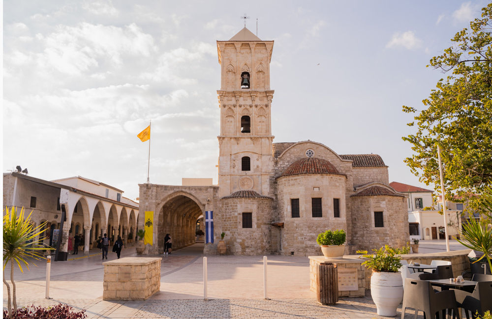 Ο Αρχιεπίσκοπος Θυατείρων και Μεγάλης Βρετανίας θα χοροστατήσει στον ιερό ναό Αγίου Λαζάρου