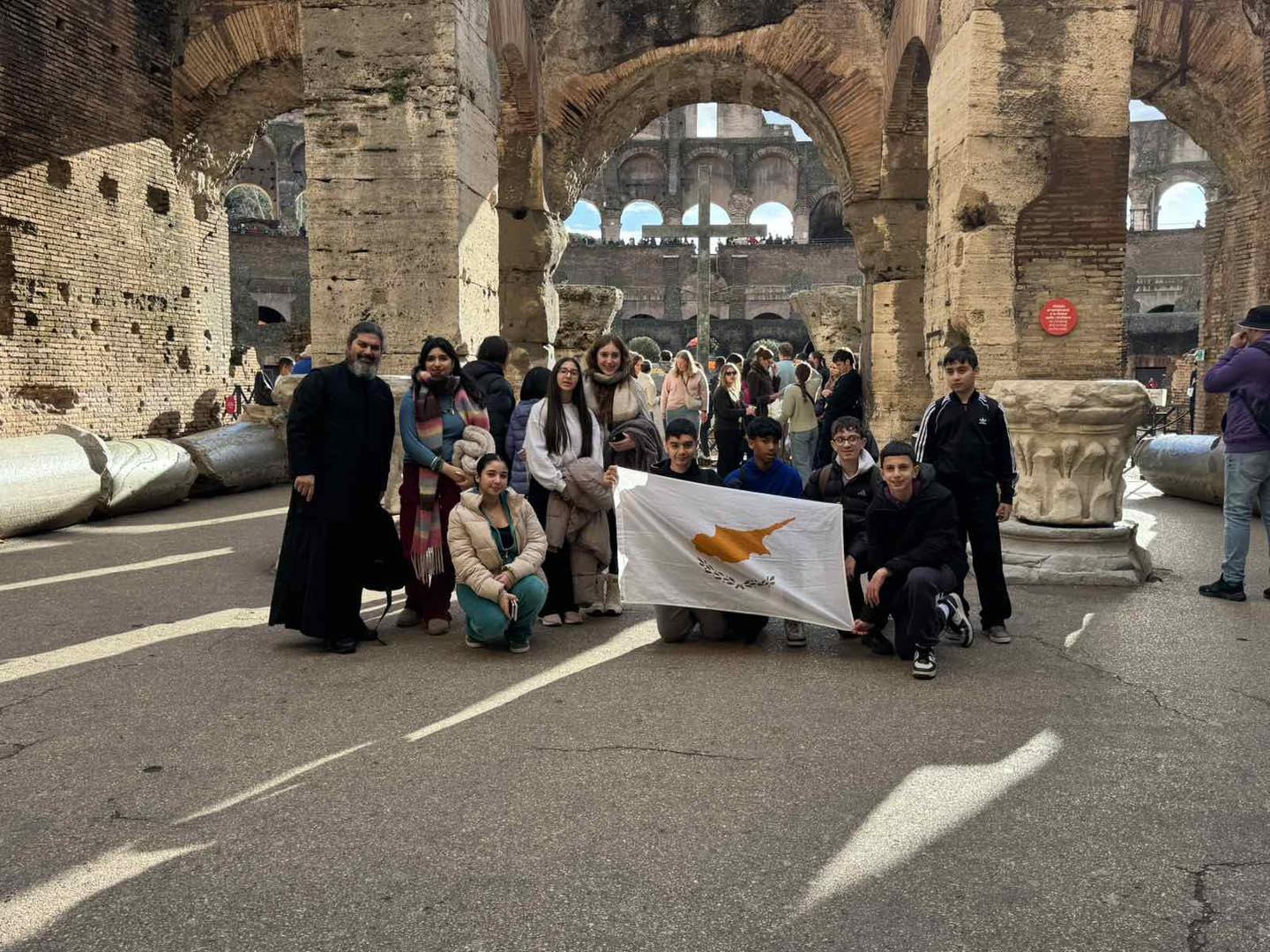 Ομάδα μαθητών του Γυμνασίου Δροσιάς Λάρνακας σε δράση του Erasmus+ στο Μπάρι της Ιταλίας  (φώτο)