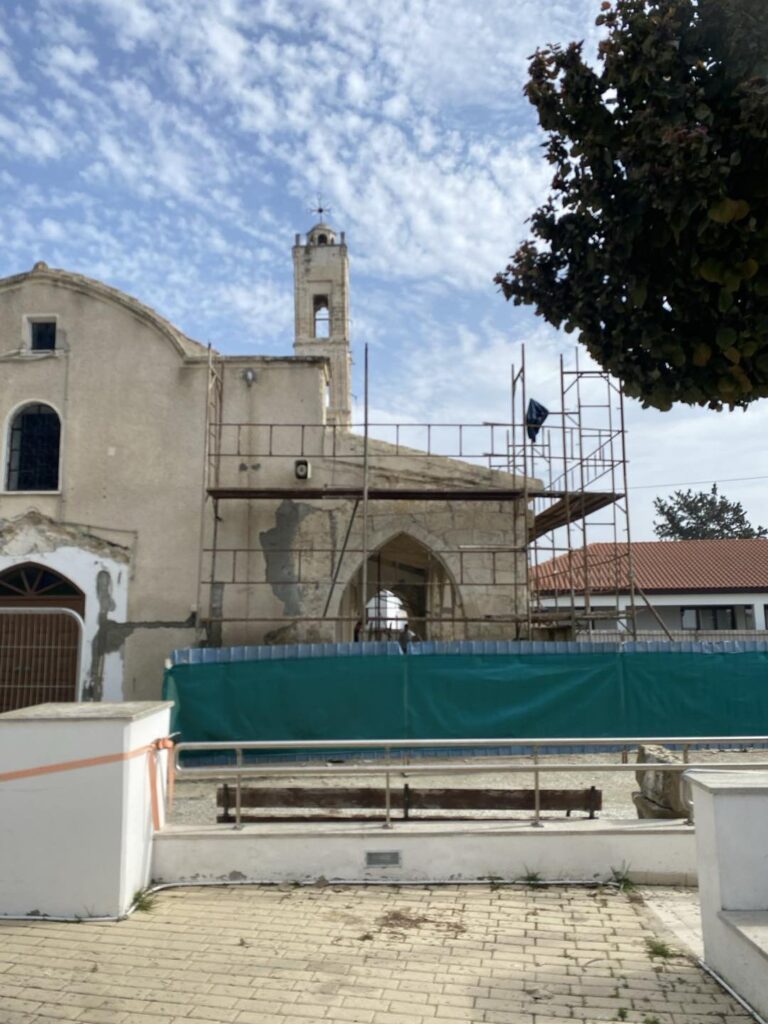 Άρχισαν οι εργασίες αποκατάστασης του Ιερού Ναού Αγίας Παρασκευής στο Δημοτικό Διαμέρισμα Λιβαδιών Λάρνακας (φώτο)