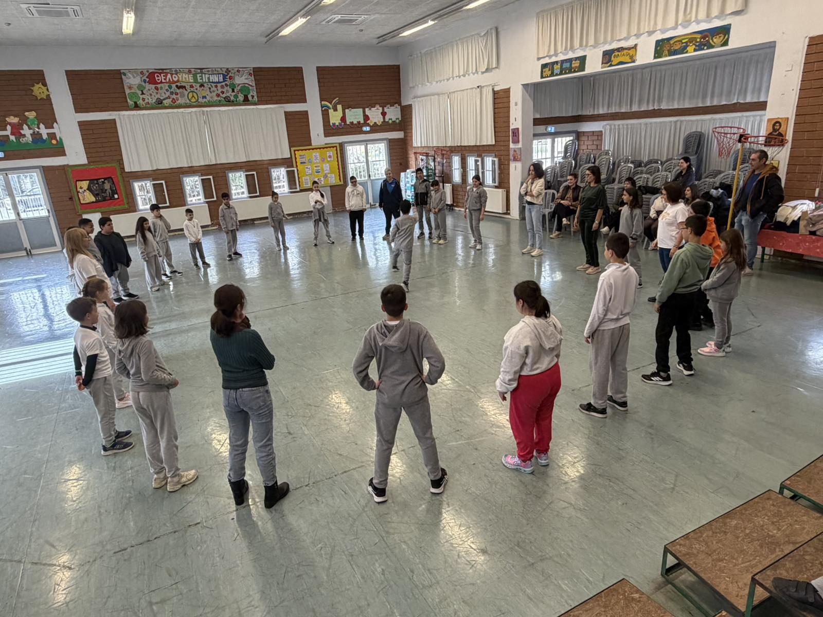 Ομάδα μαθητών του Ειδικού Σχολείου Άγιος Σπυρίδωνας Λάρνακας, φιλοξενήθηκε στο Δημοτικό Σχολείο Εθνάρχη Μακαρίου Γ΄