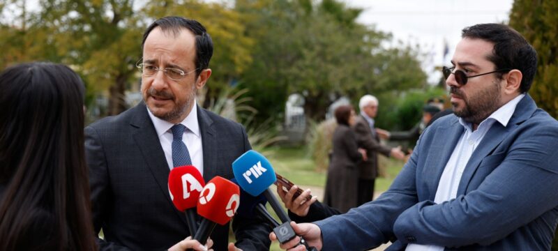 Πρόεδρος Δημοκρατίας – Εθνικό μνημόσυνο ήρωα Παντελή Κατελάρη