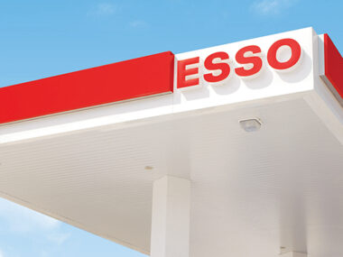 Esso red screen xl (1)