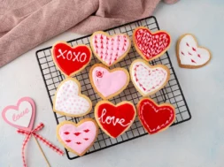 Valentine_s-day-sugar-cookies-20