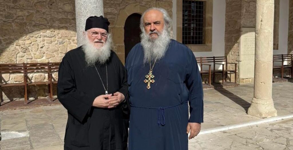 Επίσκεψη του Γέροντα Εφραίμ στον Πάτερ Παναγιώτη Ζάρο…