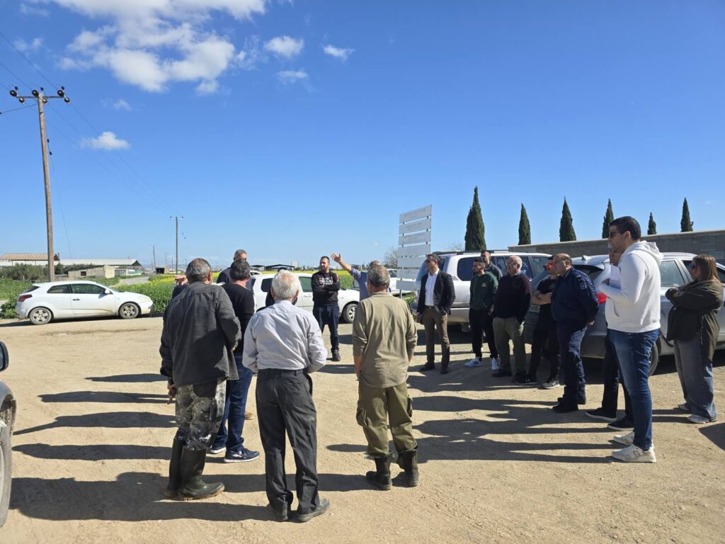 Γιάννος Ιωάννου: «Βρισκόμαστε από την πρώτη στιγμή στο πλευρό των αγελαδοτρόφων» – Συνάντηση στη Δρομολαξιά για τον αφθώδη πυρετό
