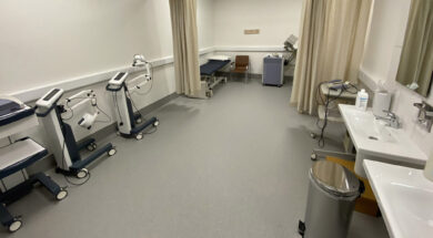 ΛΕΙΤΟΥΡΓΗΣΕ Η ΝΕΑ ΠΤΕΡΥΓΑ ΤΟΥ ΝΟΣΟΚΟΜΕΙΟΥ ΛΑΡΝΑΚΑΣ