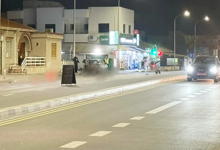 Πολύ σοβαρό τροχαίο στην Αγλαντζιά – Συγκρούστηκαν δύο μοτοσικλετιστές (ΦΩΤΟ)