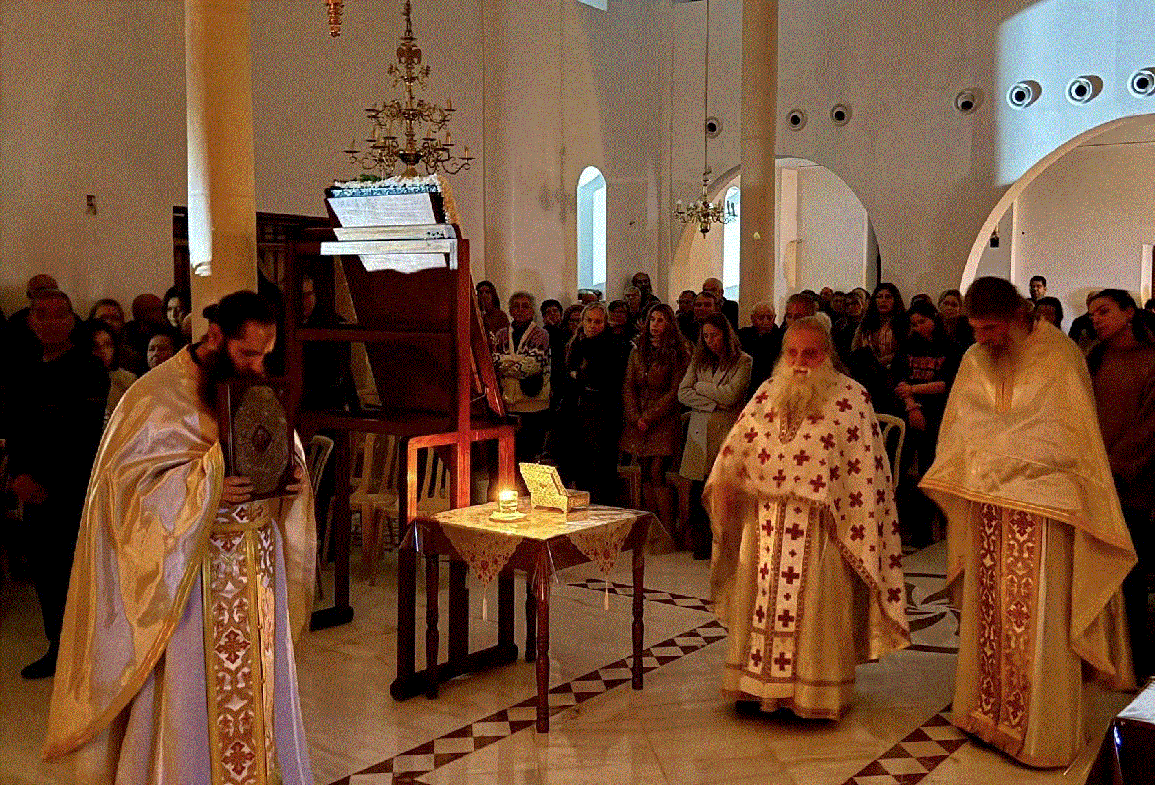 Με κάθε λαμπρότητα και πνευματική κατάνυξη εορτάσθηκε η μνήμη του Αγίου Παρθενίου στους Τρούλλους  (φώτο)
